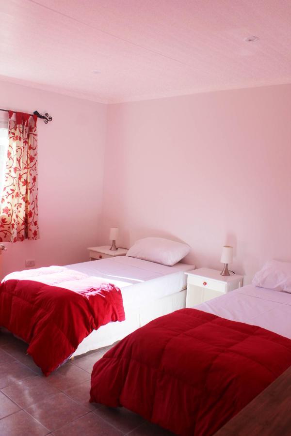 Hospedar Calafate - Los Lupinos Hotel El Calafate Eksteriør billede